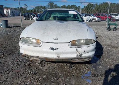 1999 Oldsmobile Aurora z USA, uszkodzony, nr VIN 1G3GR62C1X4115336